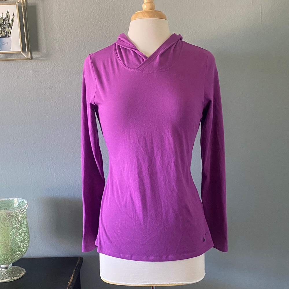 Nike Women’s Lightweight V-Neck Hoodie Long Sleeve Top - Magenta Dri-Fit
